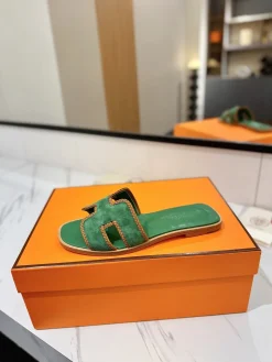 HERMES Slides & Slippers Suede (Green-Brown) EU35-40 B60202606031627119