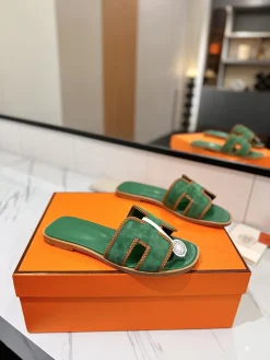 Alternative view of HERMES Slides & Slippers Suede (Green-Brown) EU35-40 B60202606031627119