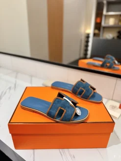 Alternative view of HERMES Slides & Slippers Suede-Leather (Blue-Brown) EU35-40 B60202606031616119