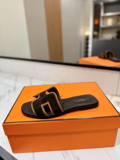 HERMES Slides & Slippers Suede-Leather (Brown-Tan) EU35-40 B60202606031622119