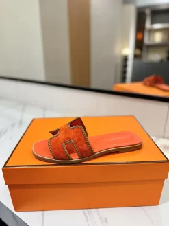 HERMES Slides & Slippers Suede-Leather (Orange-Brown) EU35-40 B60202606031634119