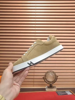 HERMES Sneakers & Trainers Suede (Khaki-White-Black) EU39-46 B90202606031653129