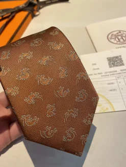 Alternative view of HERMES Ties F020260602068049