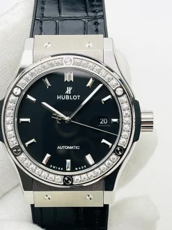 Alternative view of HUBLOT Classic Fusion Automatic 415NX1112VRMXM16 (Black Dial) 42mm HB B100202606040103669