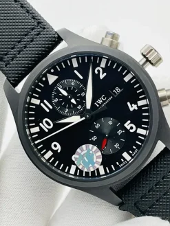 Alternative view of IWC Pilot Automatic (Black Dial) 40mm ZF A900202606040592609