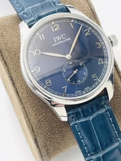 Alternative view of IWC Portofino Automatic (Blue Dial) 40mm A250202606040147419