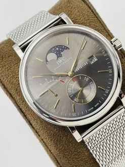 Alternative view of IWC Portofino Automatic IW516409 (Silver Dial) 40mm A600202606040287519