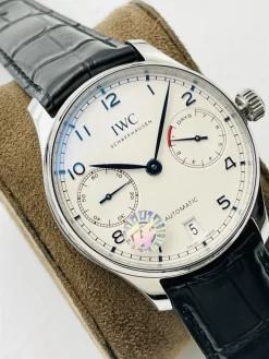 Alternative view of IWC Portuguese Automatic (White Dial) 42mm ZF A950202606040565619