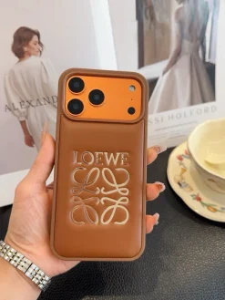 LOEWE Tech & Phone Cases E020260602038349