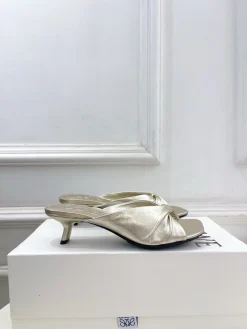 LOEWE Sandals & Mules Leather (Gold) EU35-39 B50202606031675119
