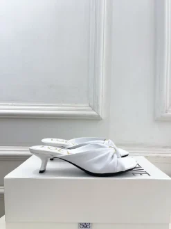 LOEWE Sandals & Mules Leather (White-Black) EU35-39 B40202606031679109