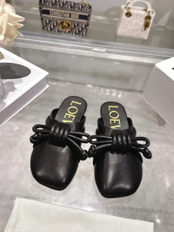 LOEWE Slides & Slippers Leather (Black) EU35-41 B30202606031723109