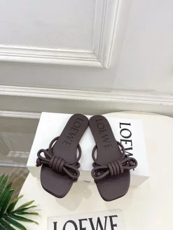 LOEWE Slides & Slippers Leather (Brown) EU35-39 B40202606031714109