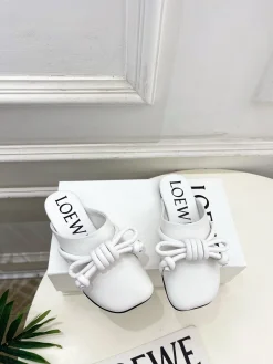 Alternative view of LOEWE Slides & Slippers Leather (White-Black) EU35-39 B70202606031737119