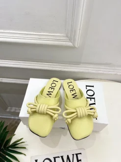 LOEWE Slides & Slippers Leather (Yellow) EU35-39 B70202606031740119