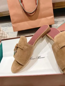 LORO PIANA Slides & Slippers Suede (Brown-Pink) EU33-42 B20202606031822109