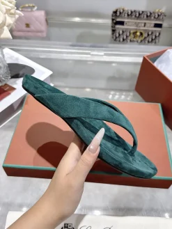LORO PIANA Slides & Slippers Suede (Green) EU35-42 B20202606031824109