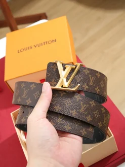 Alternative view of LV Belts Unisex D020260603013079