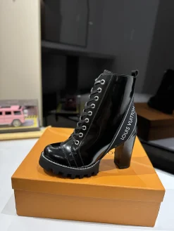LV Boots & Booties Patent Leather (Black-White) EU35-41 B80202606031936129