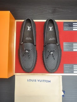 Alternative view of LV Flats & Loafers Leather (Black-White) EU39-45 C20202606031957139