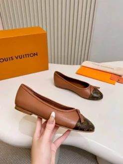 LV Flats & Loafers Leather (Brown-Dark Brown) EU35-39 B60202606031942119