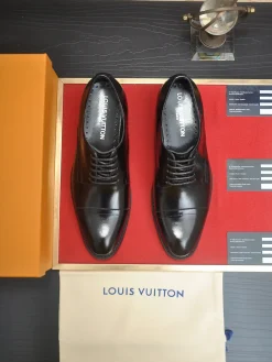 Alternative view of LV Formal Shoes Leather (Black) EU38-45 B40202606031980109