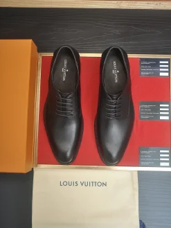 Alternative view of LV Formal Shoes Leather (Black) EU38-45 B50202606031971119
