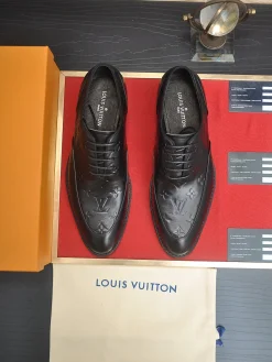 Alternative view of LV Formal Shoes Leather (Black) EU38-45 B50202606031977119