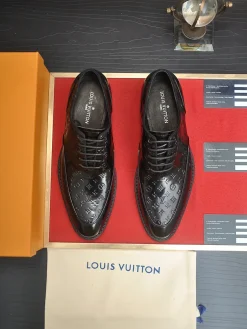 Alternative view of LV Formal Shoes Patent Leather (Black) EU38-45 B50202606031983119