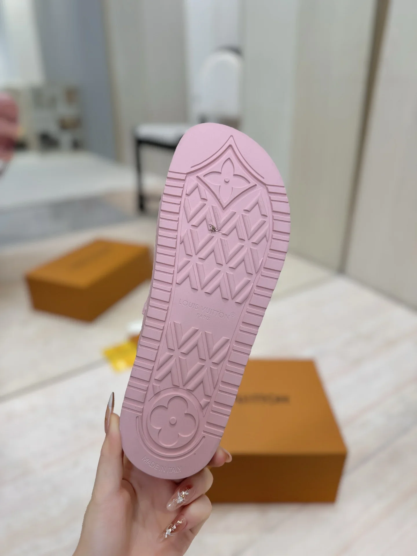 LV Sandals & Mules Canvas (Pink-Gold) EU35-39 C00202606032042129 - Image 4