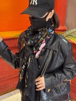 LV Scarves & Twilly A9520260602075989