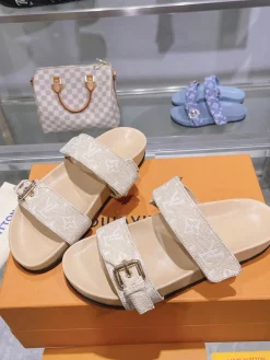 Alternative view of LV Slides & Slippers Canvas-Leather (Black-White-Beige-Pink-Blue) EU35-45 A5020260603213089