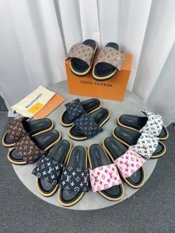 Alternative view of LV Slides & Slippers Canvas-Rubber (Black-White-Gold-Beige) EU35-45 A6020260603218989