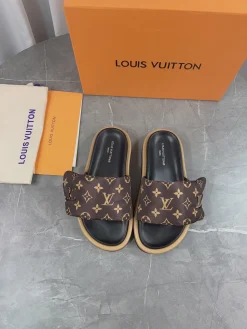 Alternative view of LV Slides & Slippers Canvas-Rubber (Brown-Black-White-Pink) EU35-45 A6020260603220489