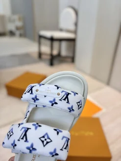 Alternative view of LV Slides & Slippers Canvas (White-Blue-Black) EU35-45 A9020260603224199