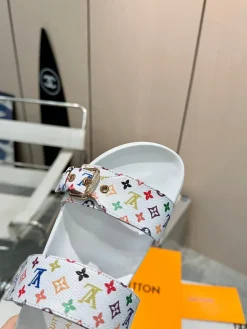 Alternative view of LV Slides & Slippers Canvas (White-Multi) EU35-41 B40202606032245109