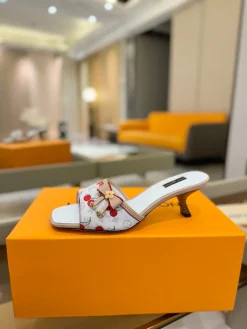 LV Slides & Slippers Canvas (White-Red-Beige) EU34-42 B90202606032219129