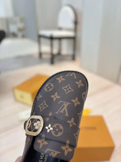 Alternative view of LV Slides & Slippers Coated Canvas (Brown-Black) EU35-45 B30202606032172109