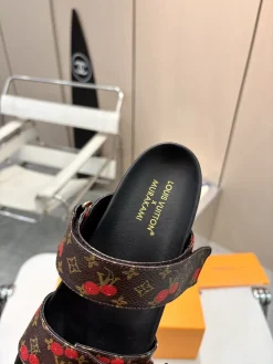 Alternative view of LV Slides & Slippers Coated Canvas (Brown-Red-Black) EU35-41 B40202606032236109