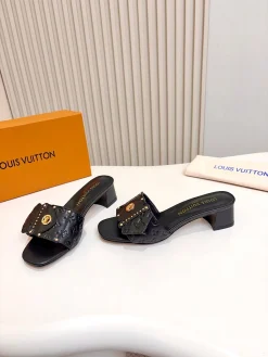 LV Slides & Slippers Leather (Black) A6020260603217689