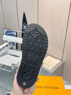 Alternative view of LV Slides & Slippers Leather (Blue-Black-Orange) EU35-41 B40202606032205109