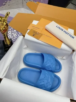 Alternative view of LV Slides & Slippers Rubber (Blue) EU35-45 A2020260603330079