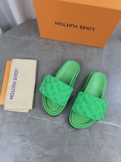 LV Slides & Slippers Rubber (Green-Yellow-Red-Blue) EU35-45 A5520260603218189