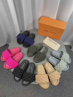 Alternative view of LV Slides & Slippers Rubber (Pink-Black) EU35-45 A5520260603220189