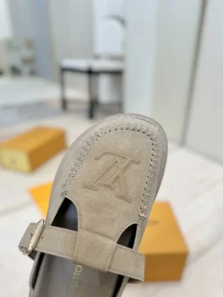 Alternative view of LV Slides & Slippers Suede (Beige) EU35-40 B60202606032284119