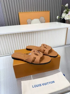 Alternative view of LV Slides & Slippers Suede (Brown-Black) EU35-39 B20202606033311109