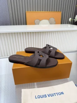 Alternative view of LV Slides & Slippers Suede (Brown) EU35-39 B20202606033315109