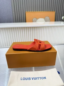 LV Slides & Slippers Suede (Orange-Black) EU35-39 B20202606033312109