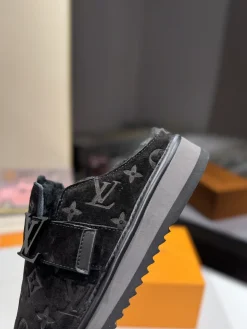 Alternative view of LV Slides & Slippers Suede-Shearling (Black-Grey) EU35-45 B80202606032291129