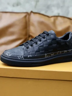 LV Sneakers & Trainers Leather (Black) EU38-44 B10202606032334109